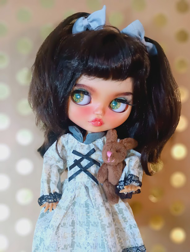 Tan Custom Blythe Doll OOAK w/Brown Hair