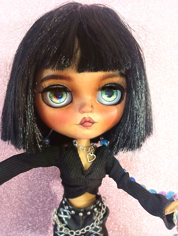 OOAK Custom Blythe Doll “Nebula” – Tan Skin Art Doll